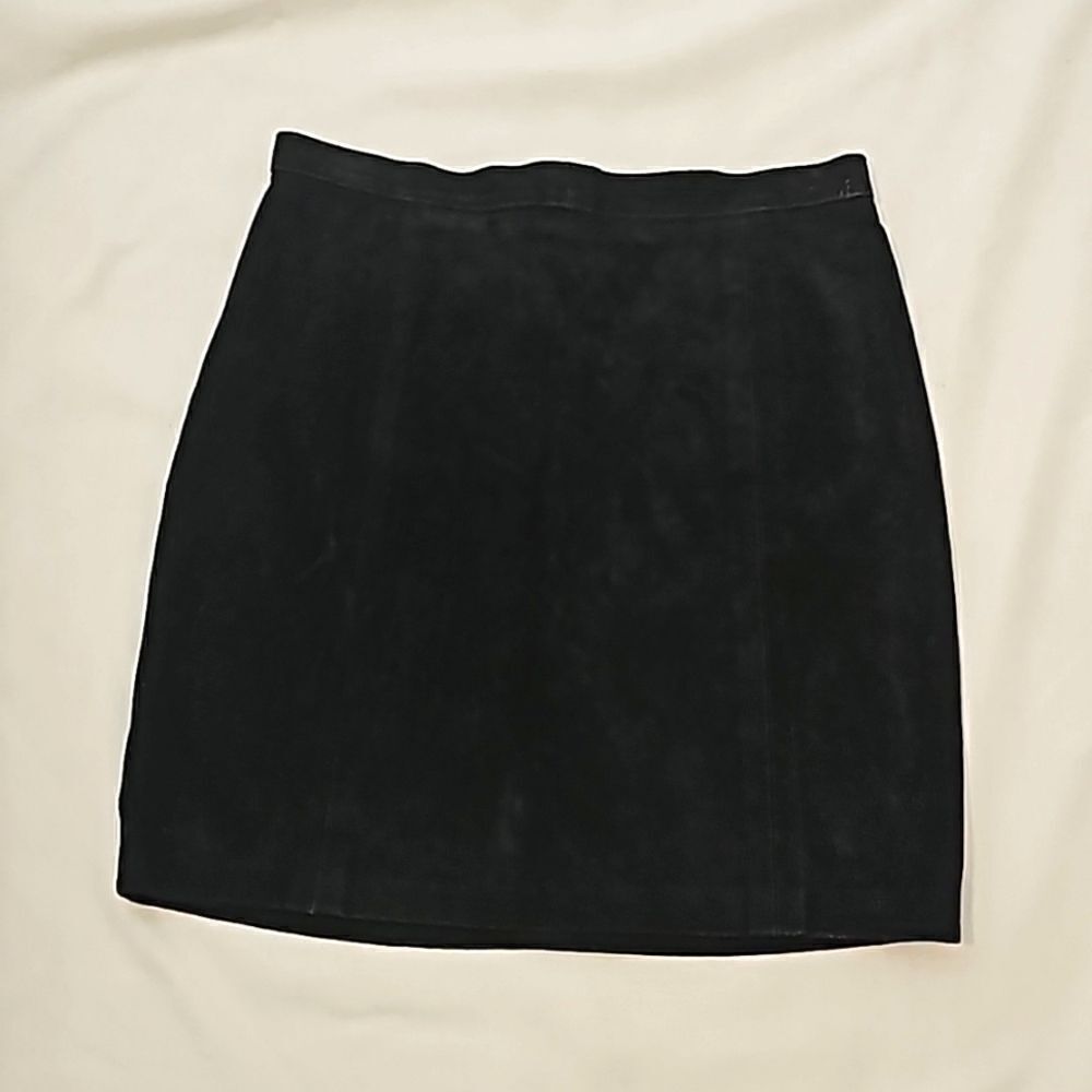 Outerwear by Phoenix |‎ Vintage Genuine Cow Split Leather Pencil Skirt small